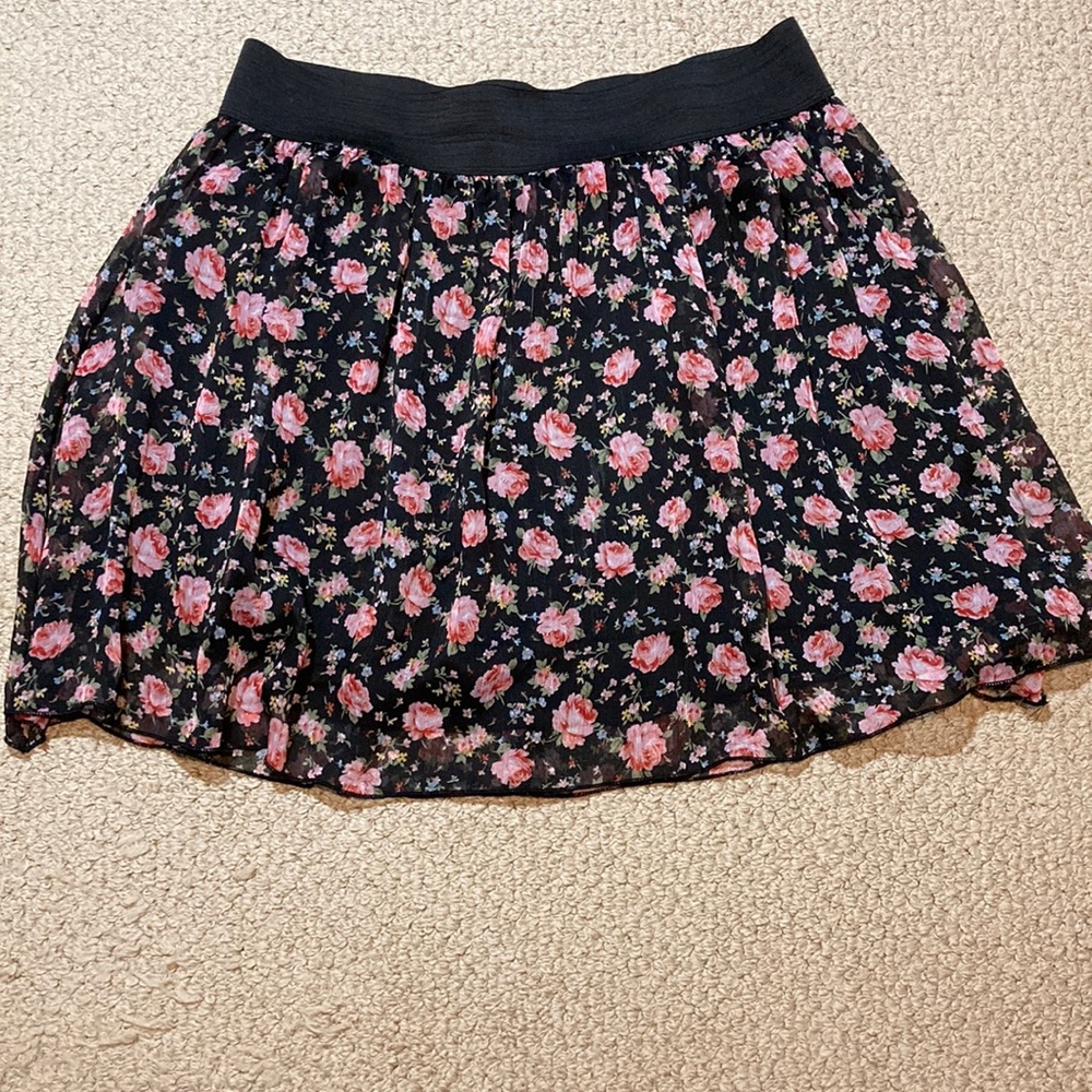 Deb floral mini skirt
